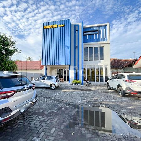 Hotel Andono Near Yia Mitra Reddoorz Yogyakarta Eksteriør billede