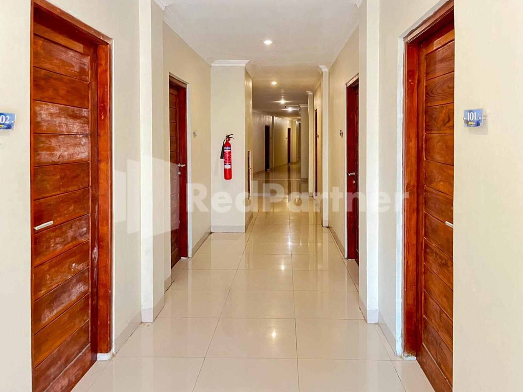 Hotel Andono Near Yia Mitra Reddoorz Yogyakarta Eksteriør billede